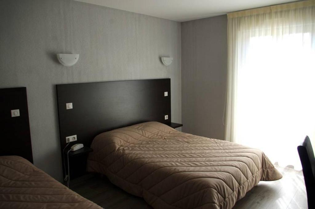 Hotel De Bordeaux Грама Номер фото